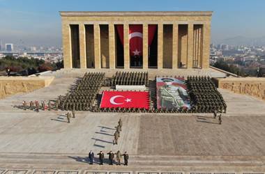 Atatürk’ün Ankara’ya Gelişinin 102’nci Yıl Dönümü Kutlamaları Kapsamında Atatürk Garnizon Koşusu Düzenlendi